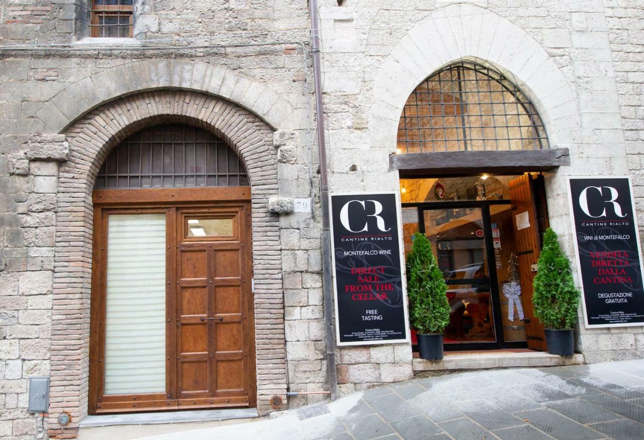 Gino'S House In Old Town.. Vila Gubbio Exterior foto