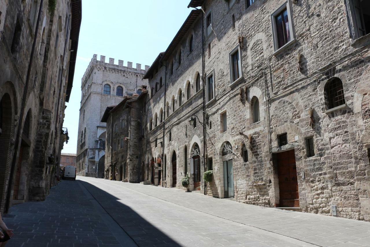 Gino'S House In Old Town.. Vila Gubbio Exterior foto